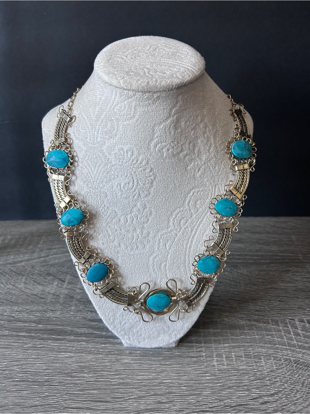 Turquoise Stone Sterling Silver Women's Necklace - Blue Turquoise Statement